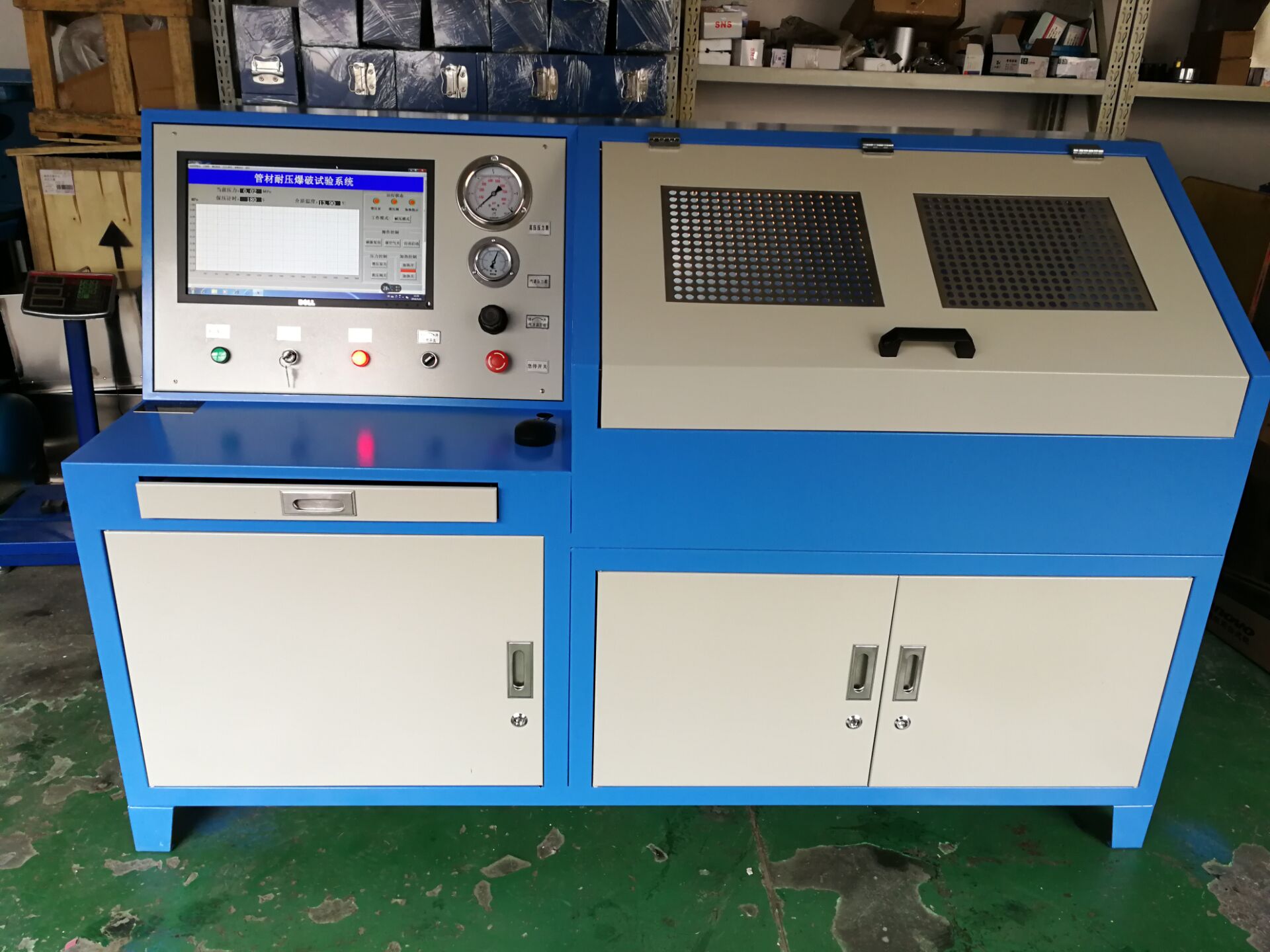 全自動(dòng)爆破試驗(yàn)臺(tái)的特點(diǎn)與使用事項(xiàng)